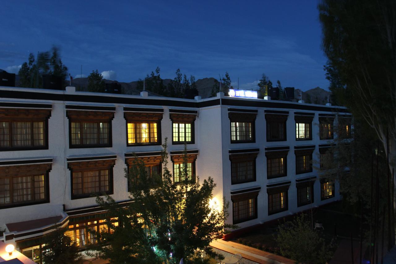 Mandala Hotel Leh Esterno foto